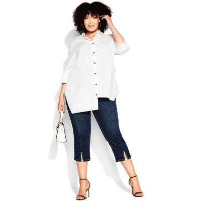 Women's Plus Size Slit Denim Capri - Dark Wash | AVENUE 3 Women's Plus Size Slit Denim Capri - Dark Wash | AVENUE - Image 3