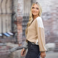 Women's Cooler Daze Colorblock V-Neck Sweater - Cupshe -CUPSHE Store GUEST 35da77ec 8099 4728 bad3 ae2bd2addb26