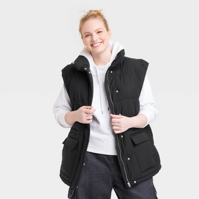 Women's Puffer Vest - Universal Thread™ 3 Women's Puffer Vest - Universal Thread™ - Image 3