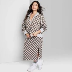 Women's Ascot + Hart Collared Checkered Long Sleeved Graphic Pullover -CUPSHE Store GUEST b75e87f3 d2bb 4323 a5da aeeda9bd3e2f